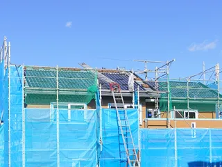 建替え、屋根葺き替えによる撤去