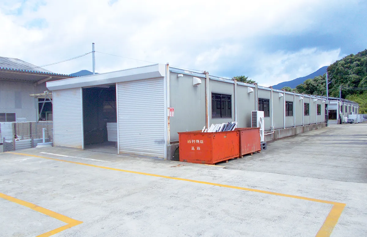 太陽光パネルリサイクル工場